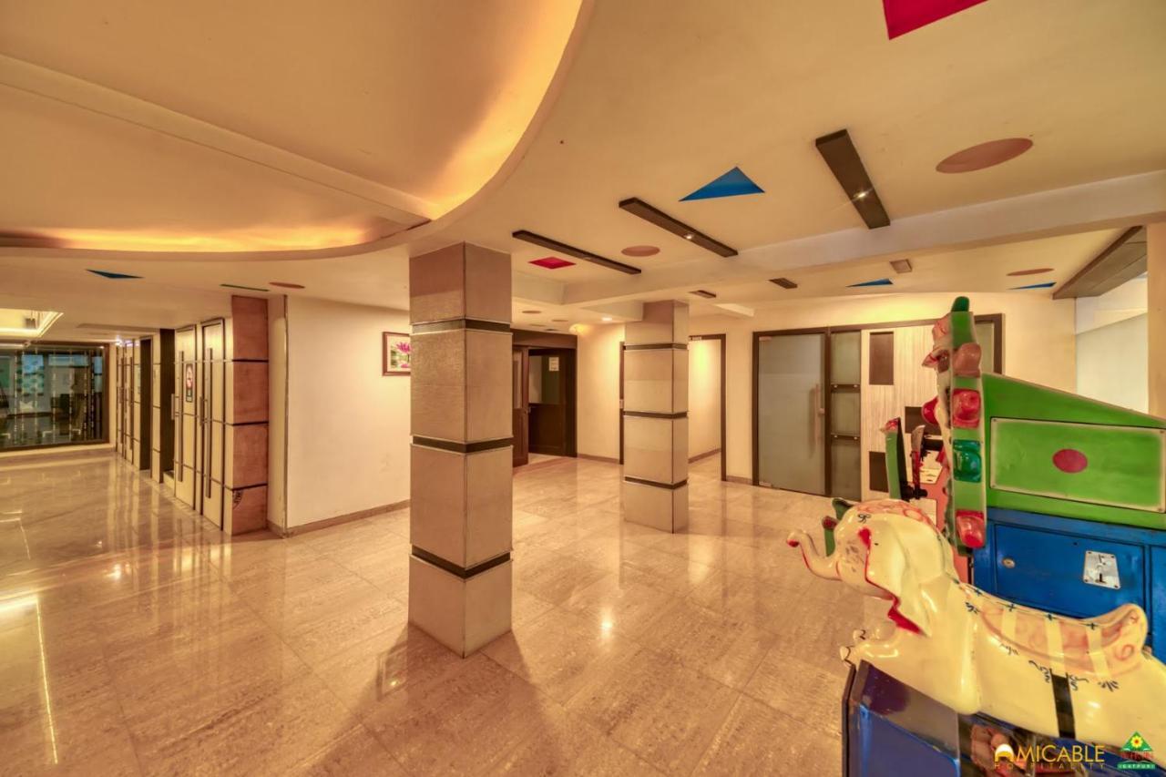 Hotel Ashwin Igatpuri, Pure Veg & Jain Food Zewnętrze zdjęcie