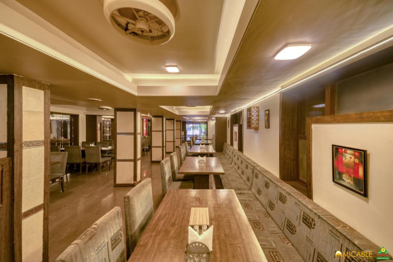 Hotel Ashwin Igatpuri, Pure Veg & Jain Food Zewnętrze zdjęcie