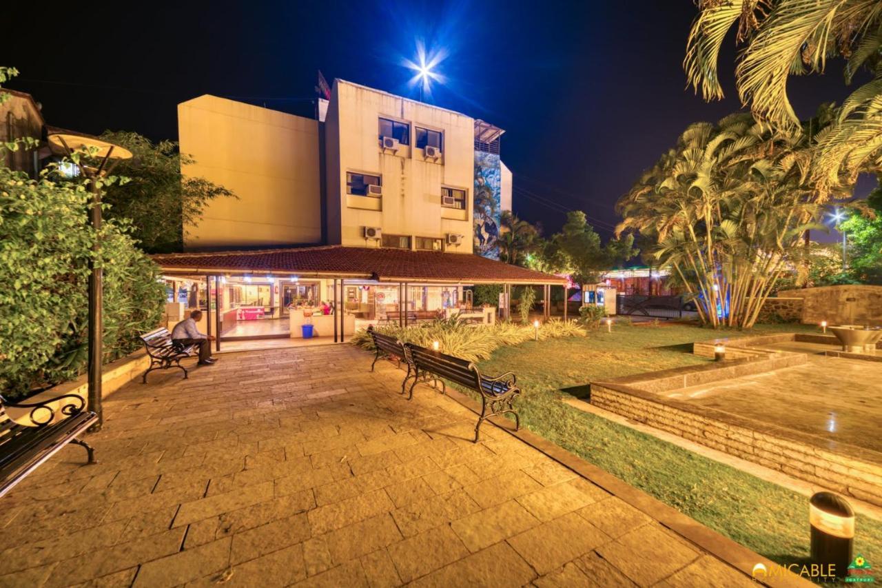 Hotel Ashwin Igatpuri, Pure Veg & Jain Food Zewnętrze zdjęcie