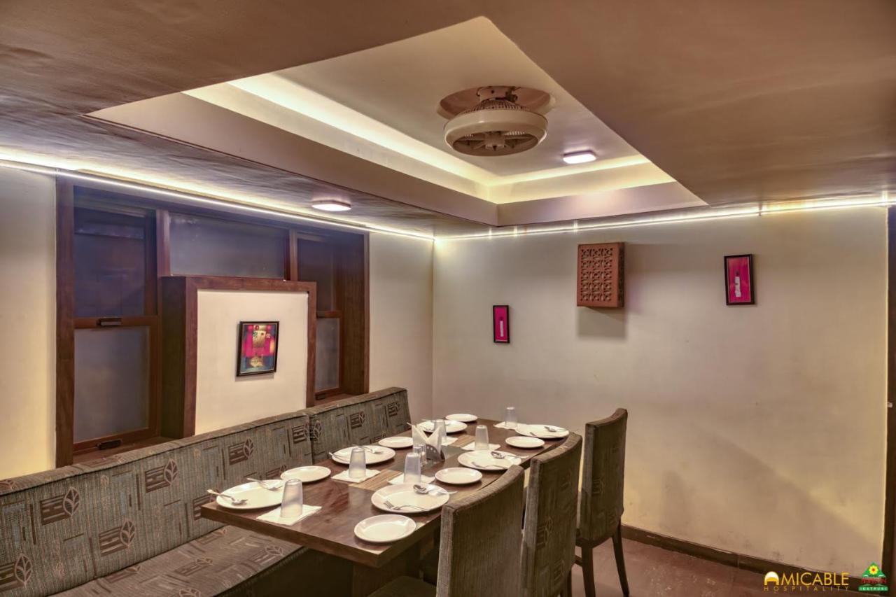 Hotel Ashwin Igatpuri, Pure Veg & Jain Food Zewnętrze zdjęcie